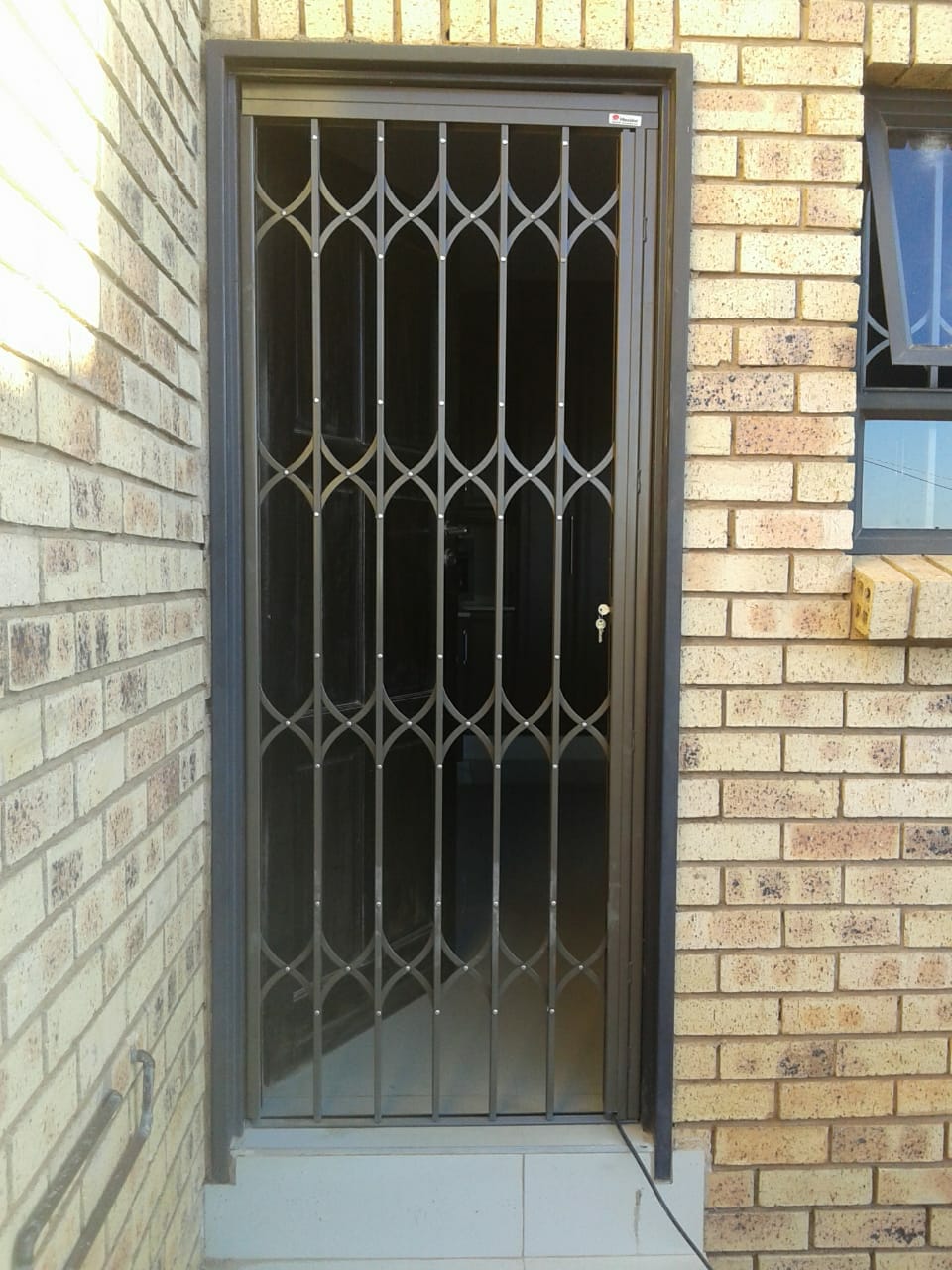 trellis security door, 